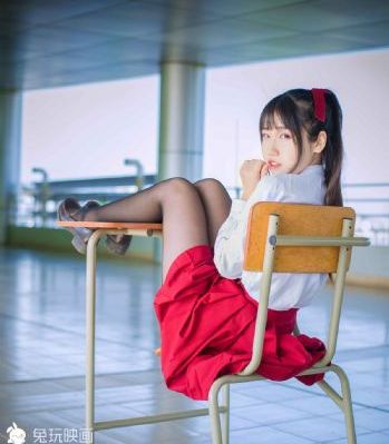 头像女生欧美高冷背影_1080P高清免费观看