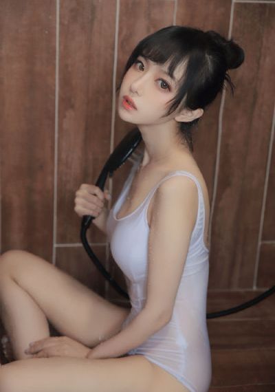 日韩人妖精品一区二区av_HD免费在线观看